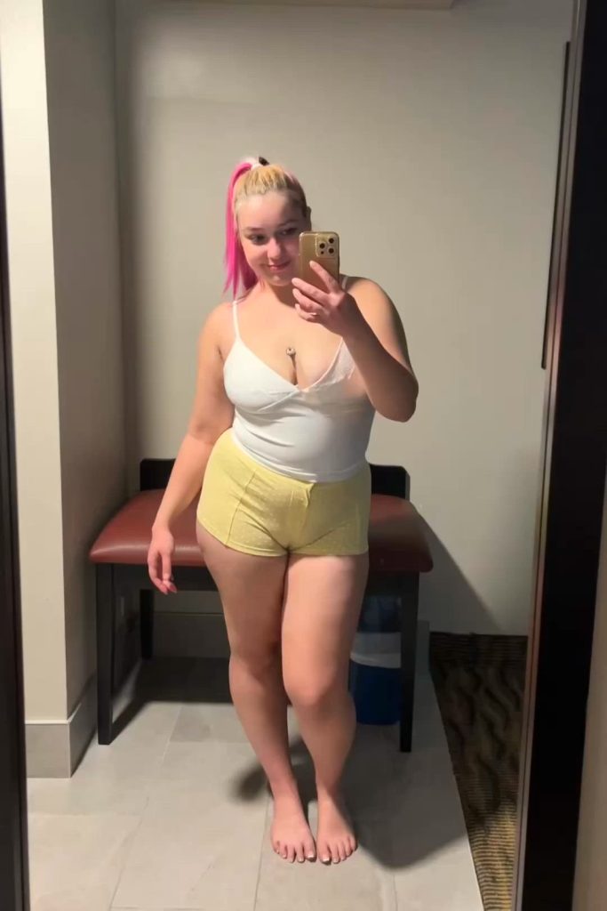 Addictivearia – Do my tight little pjs have you twitching perv?