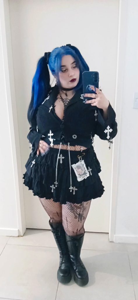 Raven.roth – hi, I’m ur goth gf now 3