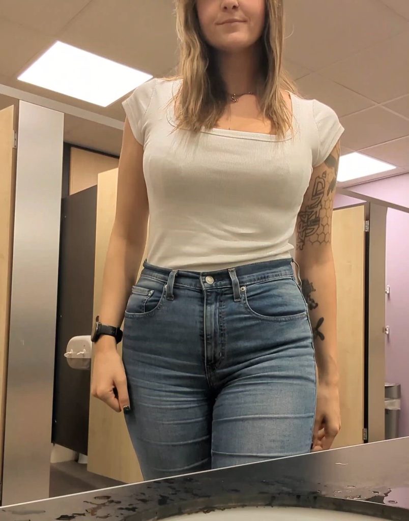 Xnonxbz – My white bra shows my innocence